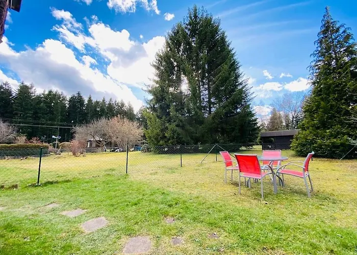 Apartman - Waldrand-lage Mit Garten, Grill & Parkplatz