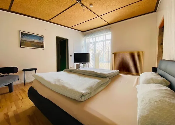 - Waldrand-lage Mit Garten, Grill & Parkplatz Apartman